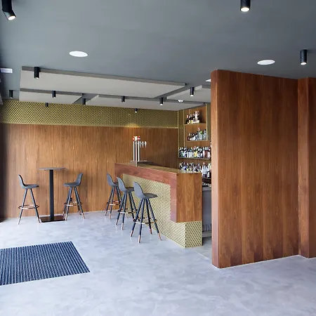 Boutique Donna ホテル カステルデフェルス